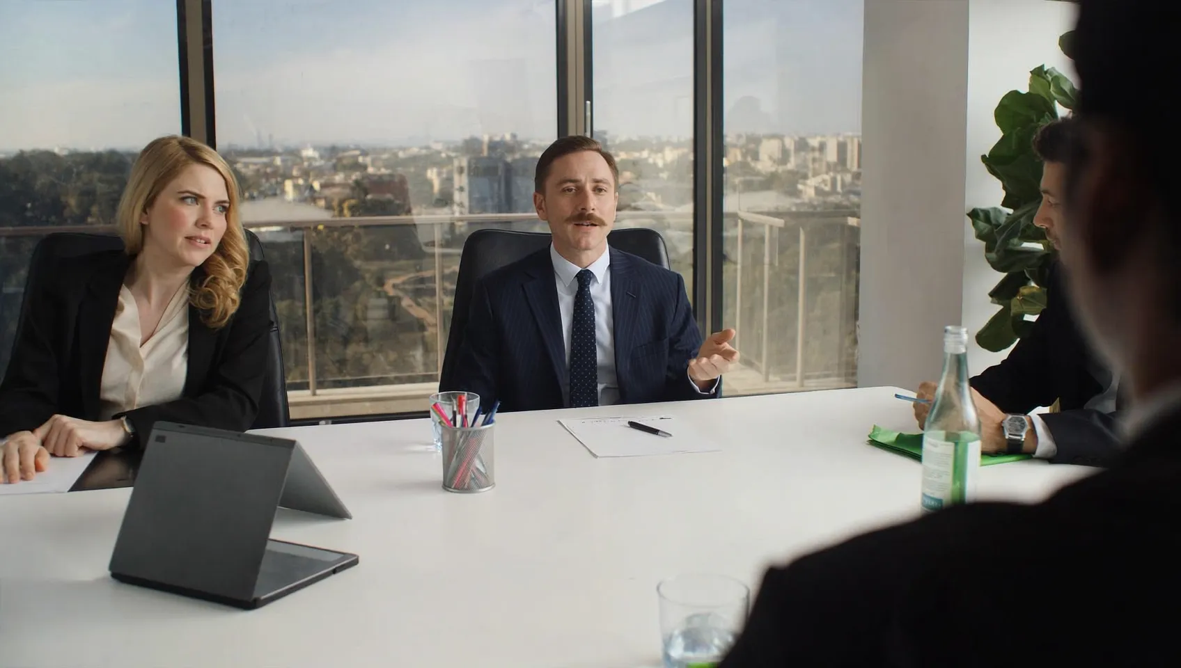 Business owner interviewing a social media management agency during a discovery call